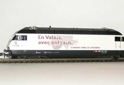 SBB Class R/e 460 460 090-4 En Valais avec Centrain Mit Zug ins Wallis - Kato 137115 DCC FITTED