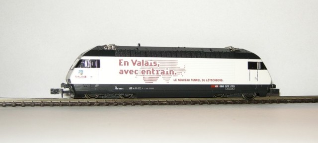SBB Class R/e 460 460 090-4 En Valais avec Centrain Mit Zug ins Wallis – Kato 137115 DCC FITTED