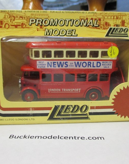 London Transport AEC Regent Newsof the World – Lledo Promotional