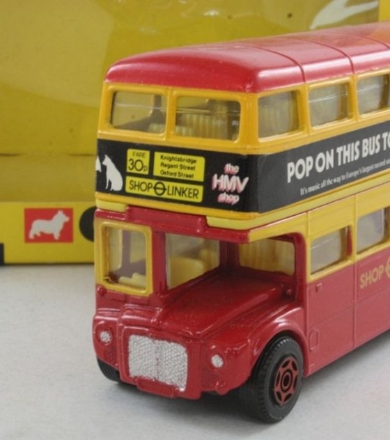 London Transport; Shop Linker AEC Routemaster Bus – Corgi 1