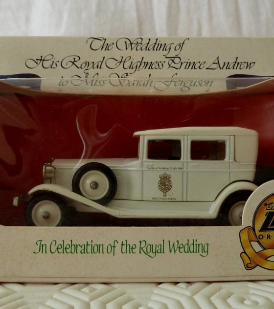 Wedding Car Prince Andrew & Sarah Ferguson – Lledo 1