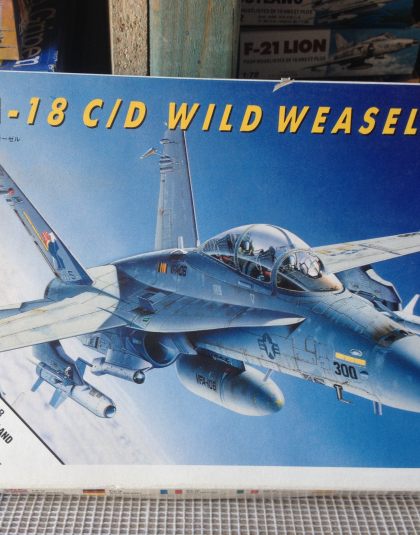 F/A-18 C/D Wild Weasel (US, Canada, Swiss)  – Italeri 1/72nd scale plastic kit