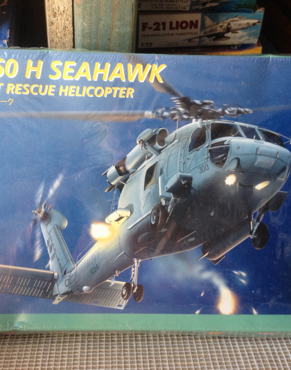 HH-60 H  SEAHAWK Combat Rescue Helicopter – Italeri 1/72nd scale plastic kit