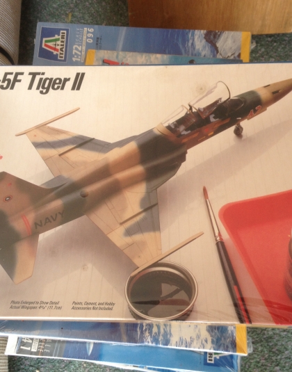 F-5F TIGER 2 US Navy – Italeri/Testors 1/72nd scale plastic kit