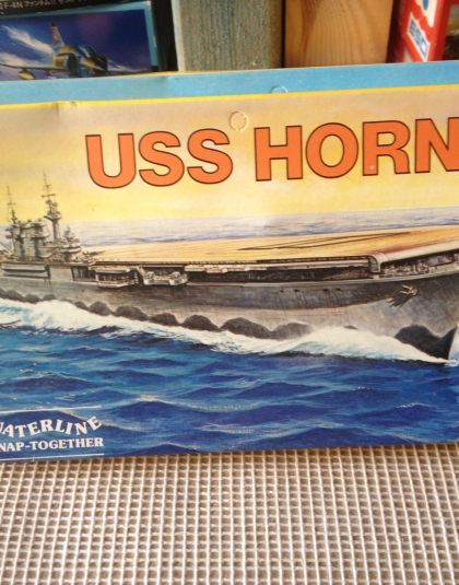 USS HORNET Aircraft Carrier – ESCI 1/200 scale plastic kit