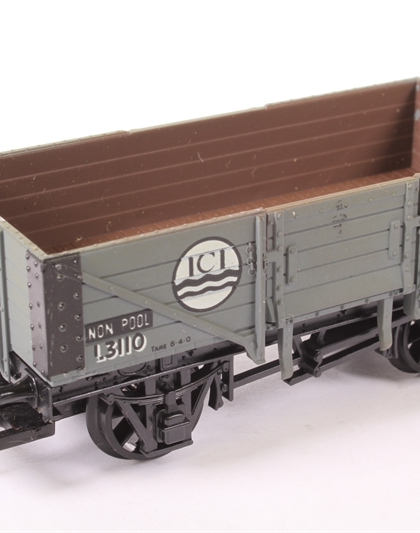 5 Plank Wagon ‘ICI’ – Airfix GMR (Great Model Railways) 54389-7