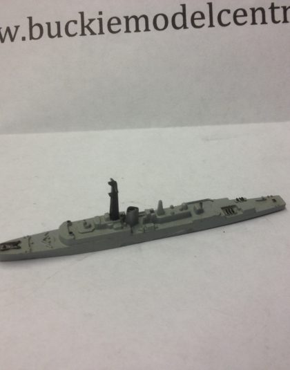 Vintage Triang Minic Waterline Ships – “V” Class 1st Rate Fast Anti-Submarine Frigates 1/200 SCALE