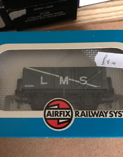 LMS 7 Plank wagon  – Airfix 54379-0  Pre owned but as new