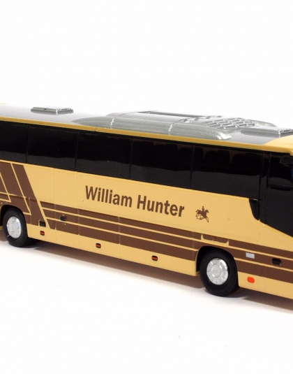 Hunters Coaches (Edinburgh) VDL Futura 2  1/87 HO scale – Issue No 12 of The Scottish Coach Collection