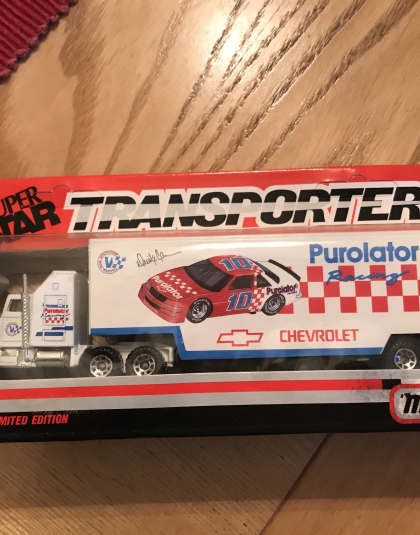Matchbox Convoy Limited Edition Superstar Transporters Purolator – Boxed