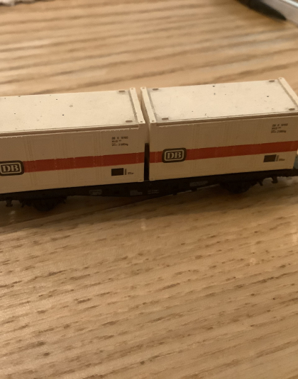 DB Container wagon with 2 DB Containers – Fleischmann Lightly weathered