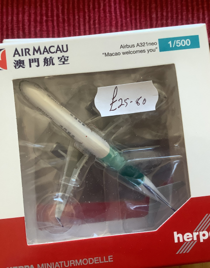 Air Macau Airbus A321neo Macao welcomes you Reg B-MBQ – Herpa 534444