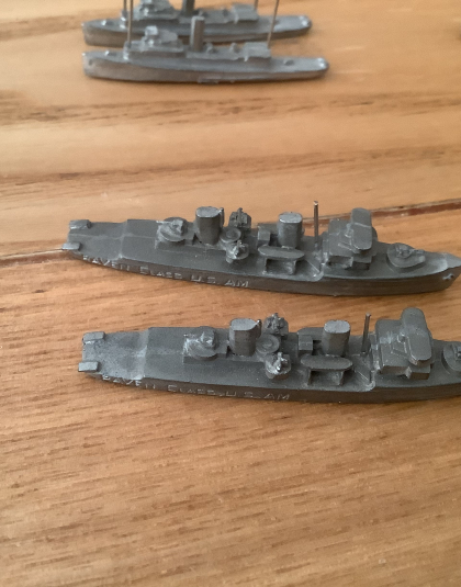 waterline ships – Superior models? 2 ships See picture no box