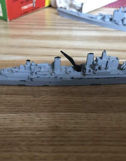 HMS SUPERB – Triang 1:200 scale model M762  no box  see picture for condition