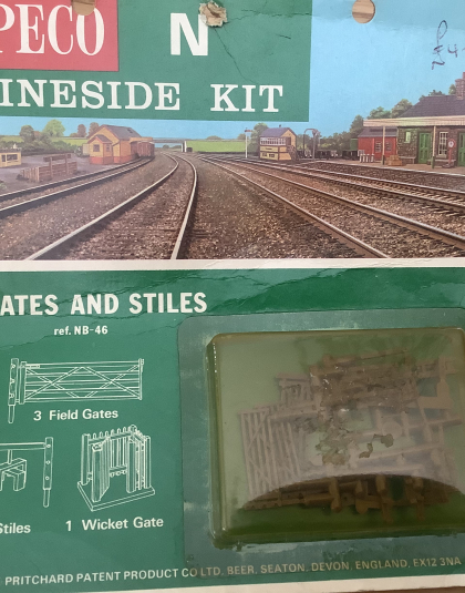 Peco Lineside Kit – Gates and Stiles