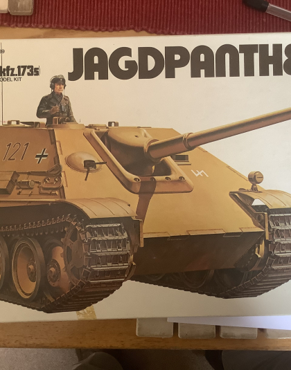 Jagdpanther Sd.ifs.173s – Tamiya 1:35 scale kit MM169-800