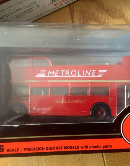 Metroline Open Top Routemaster – EFE 17902