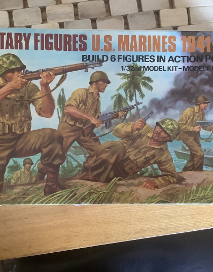 Military Figures U.S. Marines 1941-45 set of 6 – Airfix 1:32 Scale