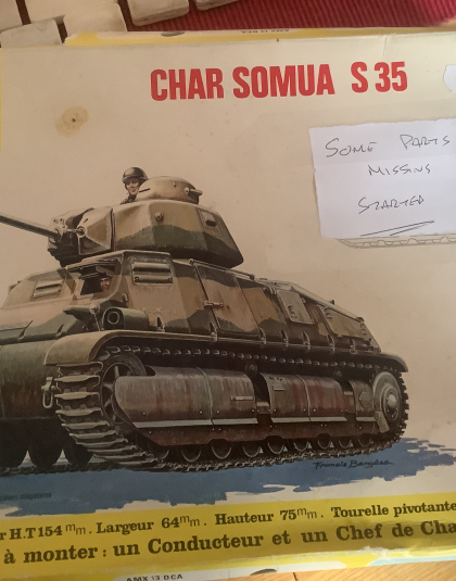Char Somua S35 Tank – Heller 1:35 scale model kit