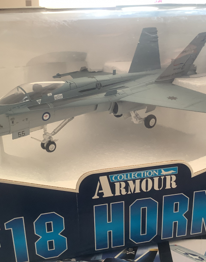Franklin Mint / Armour F-18 Hornet, RAAF Centenary Of Federation ART98281 Australian issue