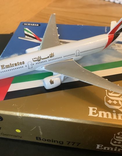 Emirates Boeing 777  -Schabak 928/117 1:600 Scale