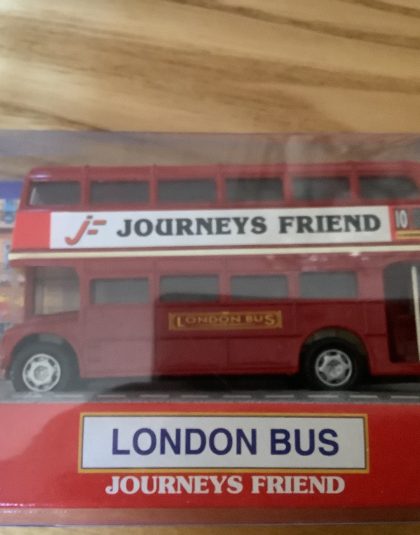 London Bus Routemaster 10 Hammersmith Broadway – Bus Stop Model
