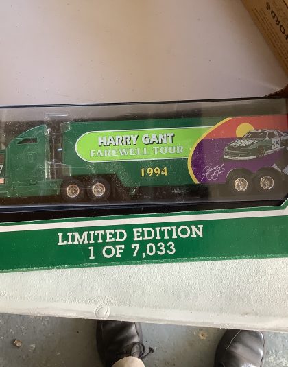 Harry Gant 1994 Kenworth Truck –  Racing Champions 1:64 Scale