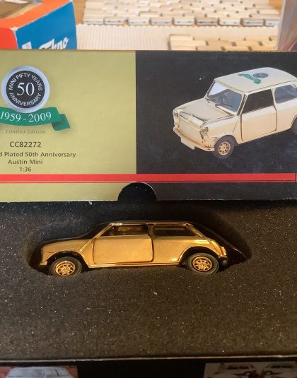 Gold Mini  50 years Aniversary – Corgi 1:43 scale cc82272