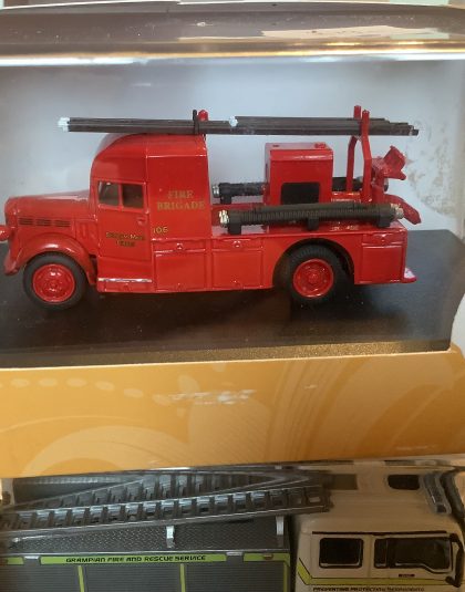 Bertram Mills Bedford WLG Fire Engine – Oxford Diecast 76bhf004