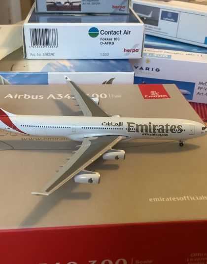 Emirates Airbus A340-300 – Herpa 527415