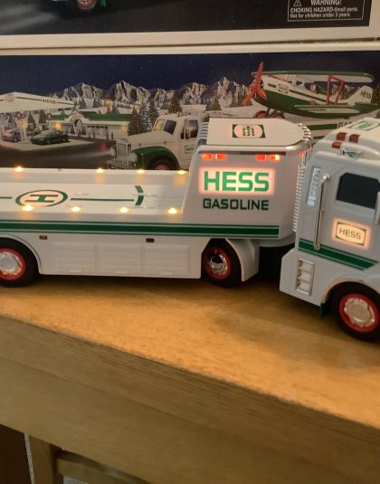 Hess Truck with Helicopter – Hess Oil special