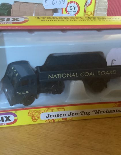 National Coal Board Jensen Jen-Tug – Pocket Bond Classix 1:76 scale