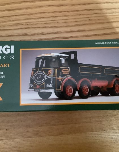 Eddie Stobart ERF KV8 dropside  –   Corgi 11001  1:50 scale