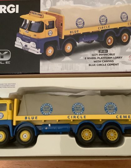 Blue Circle Cement GUY  Invincible 8 Wheeler   –   Corgi 29101. 1:50 scale