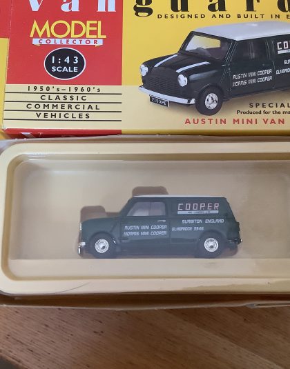 Austin Mini Van COOPER – Corgi Vanguards 1:43 scale VA14005