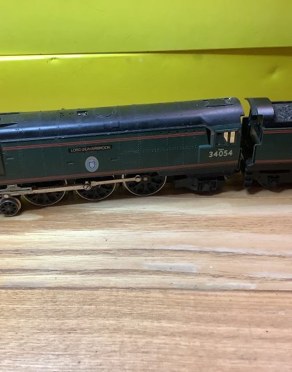 Hornby OO British Railways (SR) – ‘WCBB Class’ 4-6-2 No.34054 ‘Lord Beaverbrook’ 