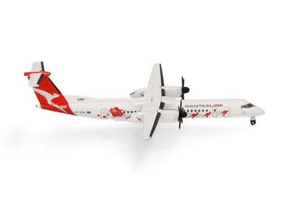 BOMBARDIER Q400 DASHER 8 QANTASLINK VH-QOW   – Herpa 538084