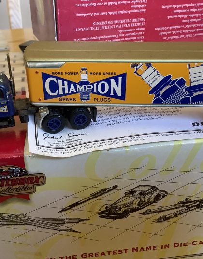 CHAMPION SPARK PLUGS 1956 MACK B-61 TRUCK & TRAILER SEMI  MATCHBOX DINKY DYM35268