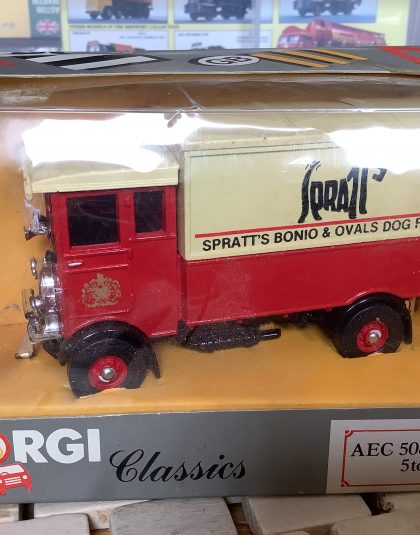 SPRATTS Dog Food AEC 508 Cab Forward 5 ton Cabover – Corgi Classics C897/1
