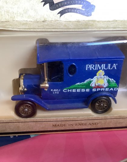 Primula Cheese van  – Lledo
