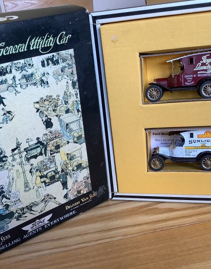 Model T Ford Van Set – Corgi C90