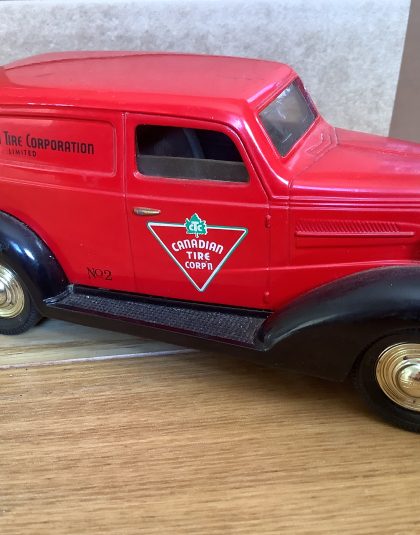 Canadian Tyre 1948 Ford MONEY BOX Van – Liberty Classics