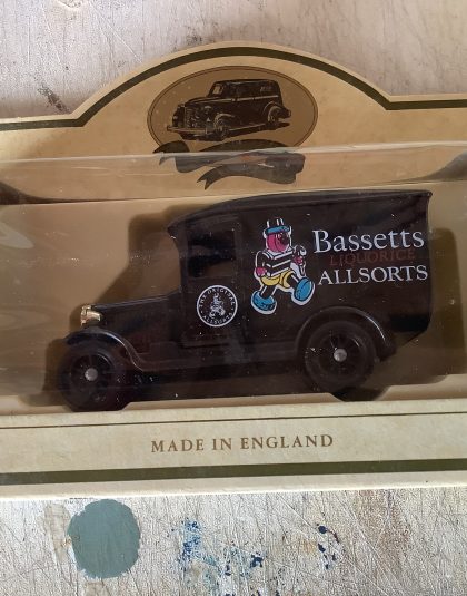 Bassetts Allsorts Van  – Lledo Days Gone