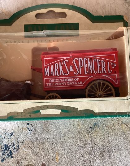 Marks & Spencer Horse Drawn  Van – Lledo Days Gone 11014