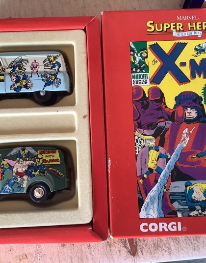 MARVEL SUPER HEROES X-MEN Limited Edition Morris J & Bedford CA Van – 98970 Corgi