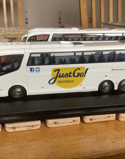 Just Go Holidays IRIZAR PB -Oxford Diecast 