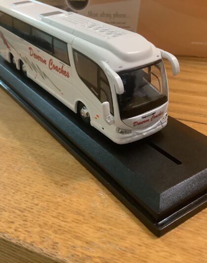 Deveron Coaches IRIZAR PB -Oxford Diecast 