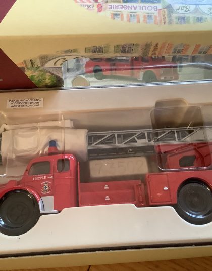 Berliet Magnus Fire Ladder Marsellie   – Corgi 73502