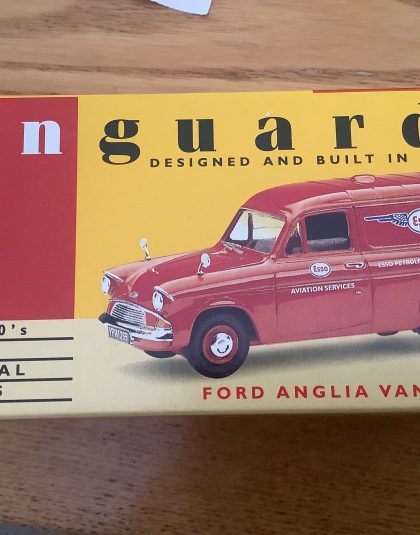 Ford Anglia Van ESSO Aviation Services  – Lledo Vanguards va4008