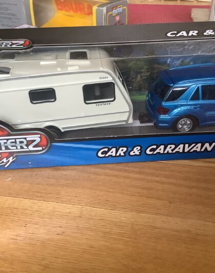 Car and Caravan  – Teamster City 1:43 scale